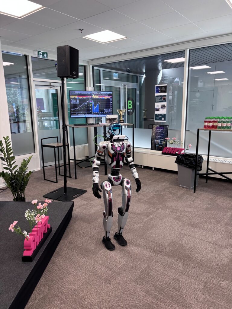 Picture of TSE @ SHIFT, humanoid Arska in from out the Bloomberg terminal